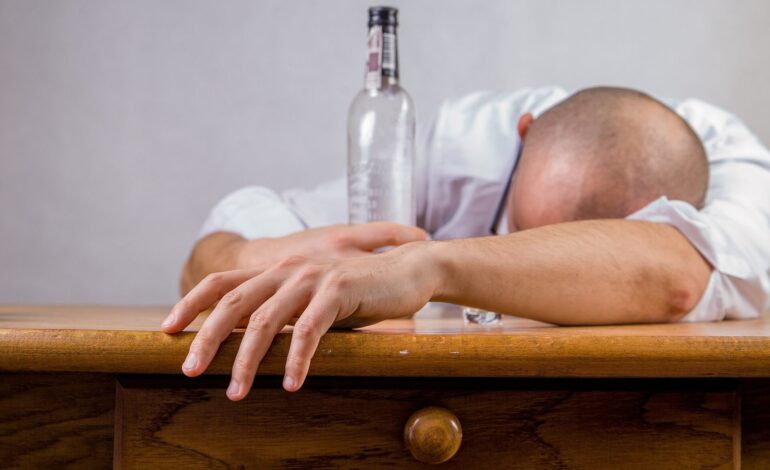 Alcohol-Abuse-Alcoholism-Treatment-in-Newport-Beach-How-To-Stop-Drinking-770x470